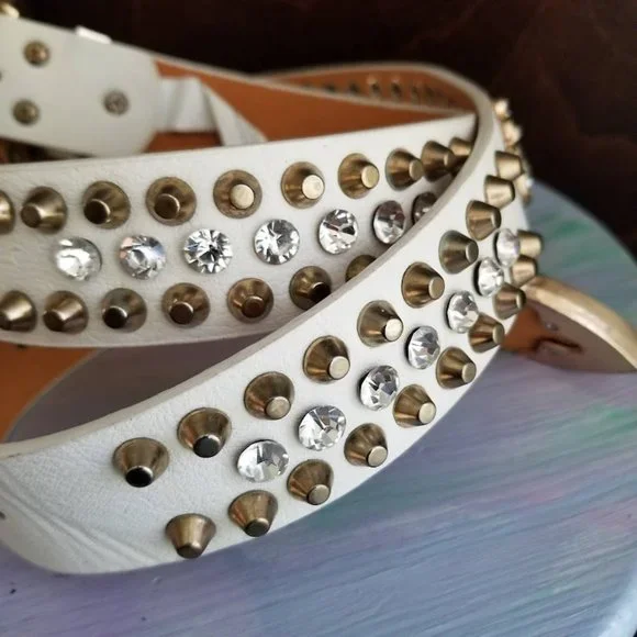 White Bling Gold Tone Studs Fluer De Lis Faux Leather Belt, Sz M / L Sparkle! - Picture 2 of 15